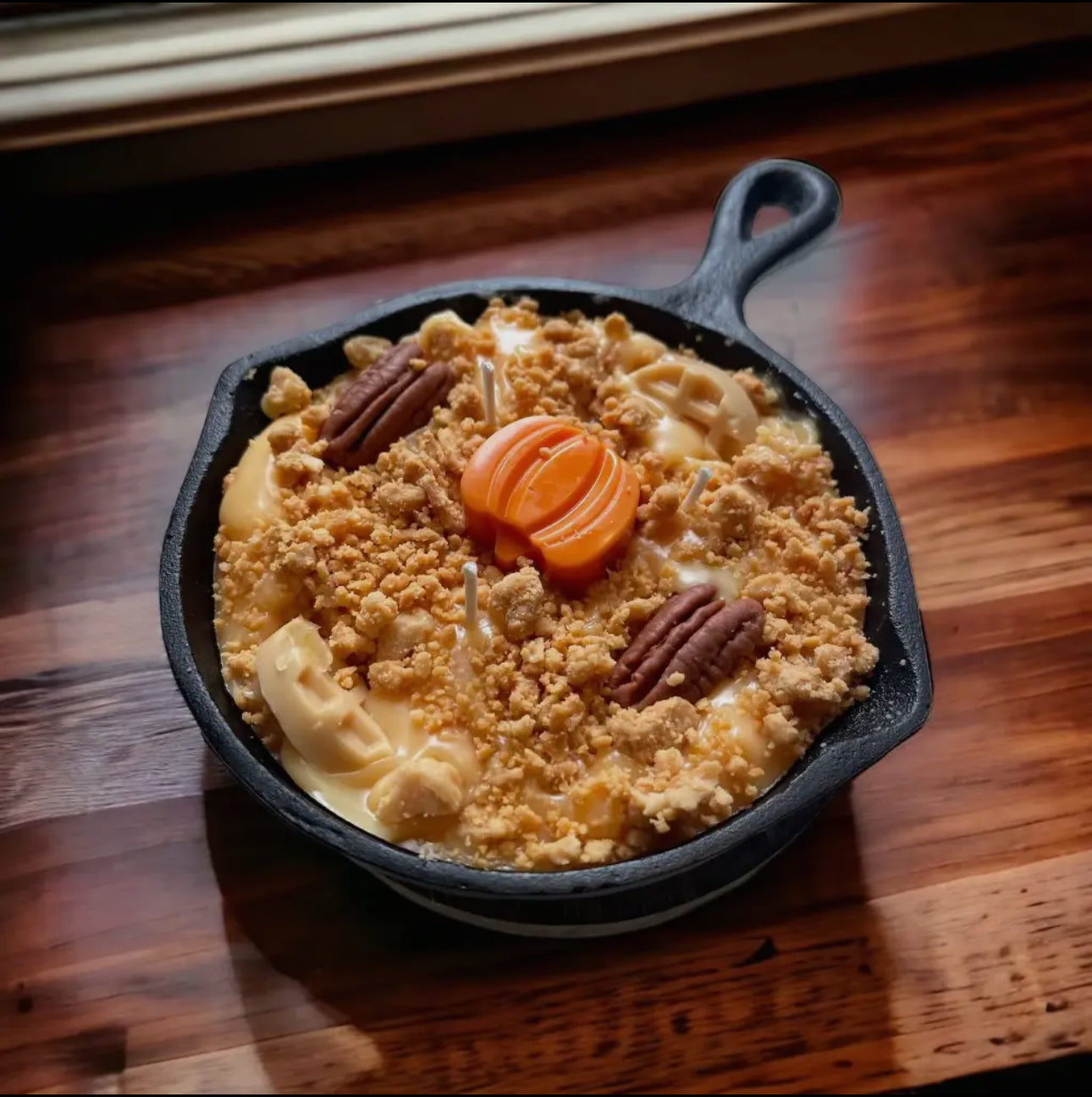 Pumpkin Pecan Waffles Iron
Skillet Candle